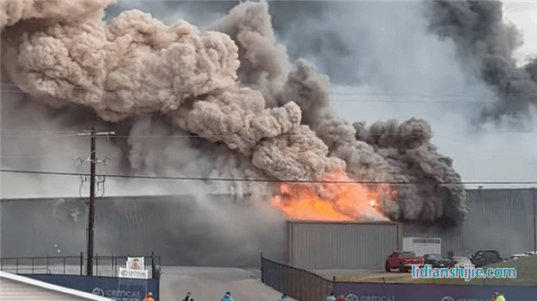 世界上最大的锂电池回收厂爆炸:两万多平厂房全烧毁