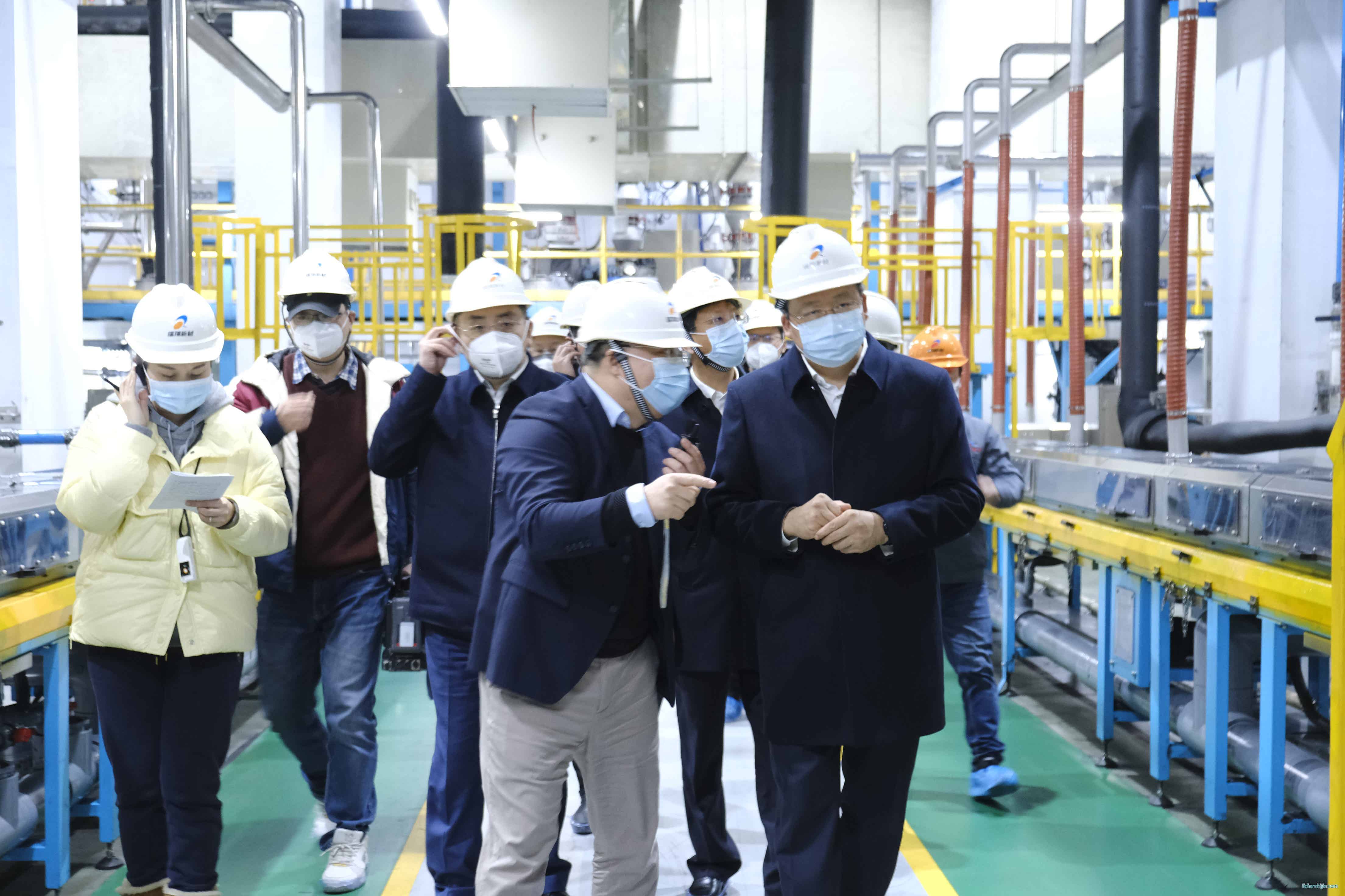 南通市委副书记、代市长吴新明来瑞翔新材调研 南通市委副书记、代市长吴新明来瑞翔新材调研